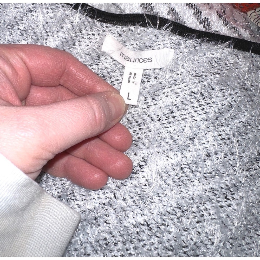 Maurice’s zebra cardigan sweater - Picture 5 of 5